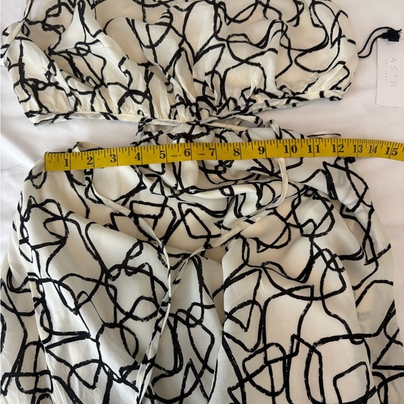 Astr Black and White Spaghetti Strap Maxi Sundress Size Small. A44 - Picture 15 of 17